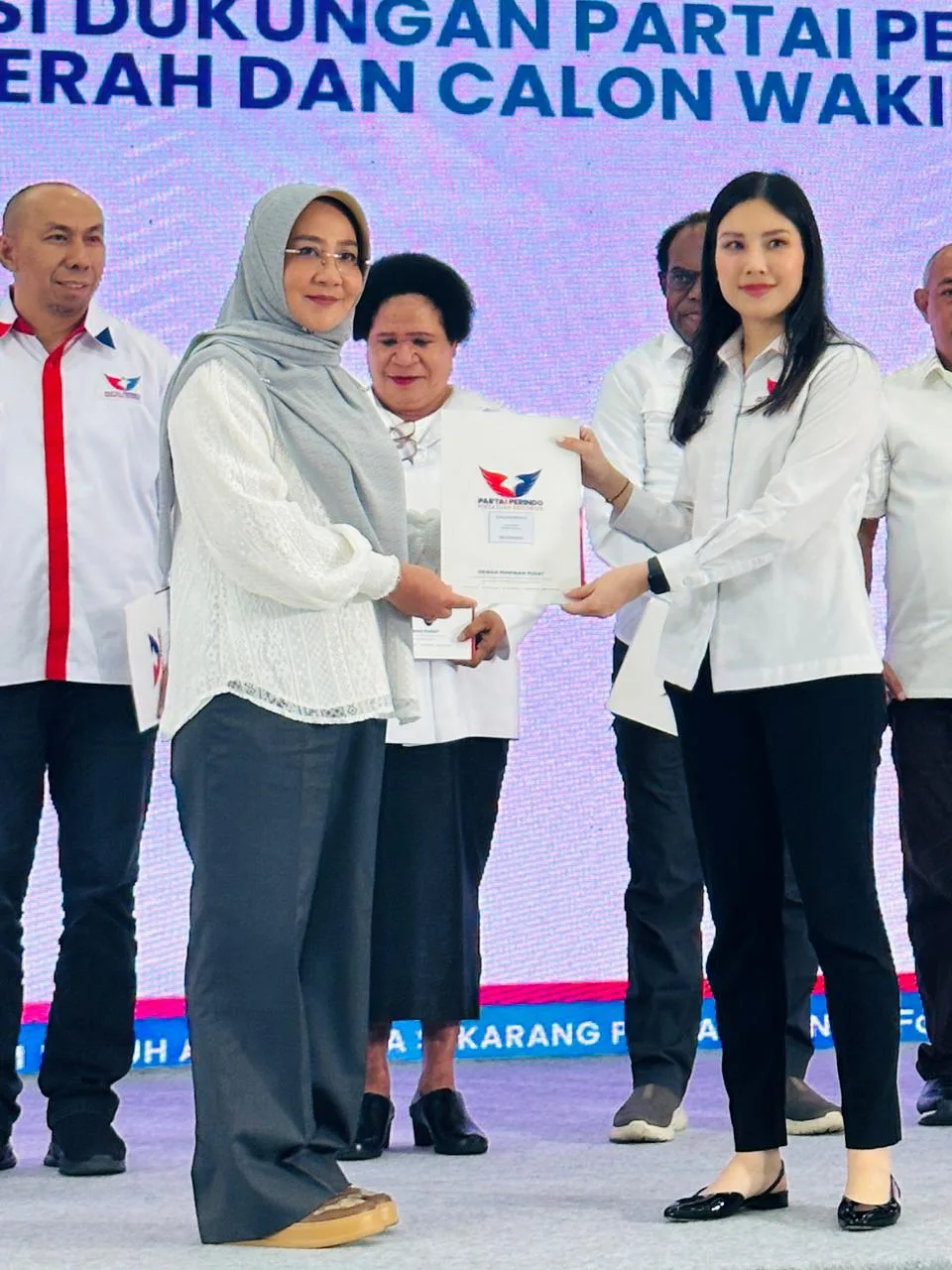 Bupati Berau Sri Juniarsih Mas Mendapatkan Rekomendasi Dari DPP Perindo Untuk Maju Menjadi Calon Bupati 2024 Di Kabupaten Berau.